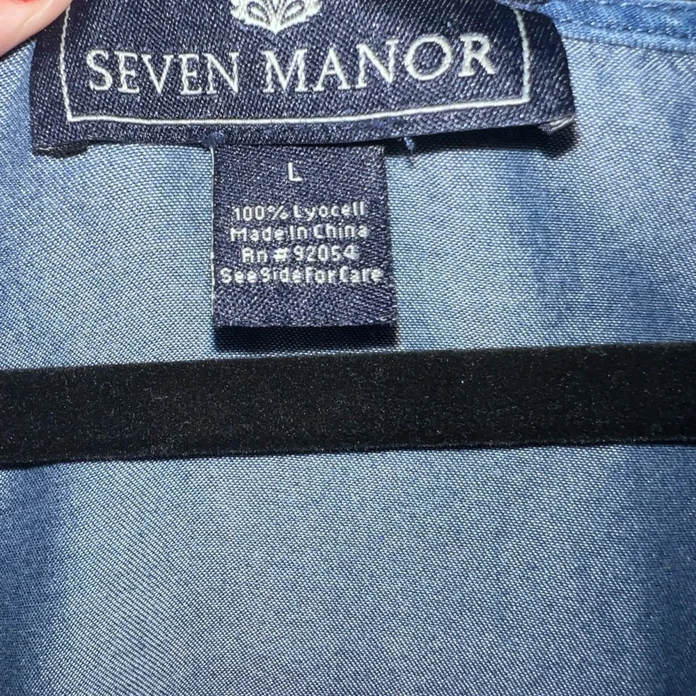 Chic Blue Lace Detail Blouse - Picture 2 of 11